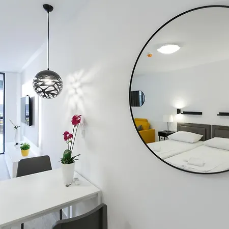 Royal Home Apartamento *
