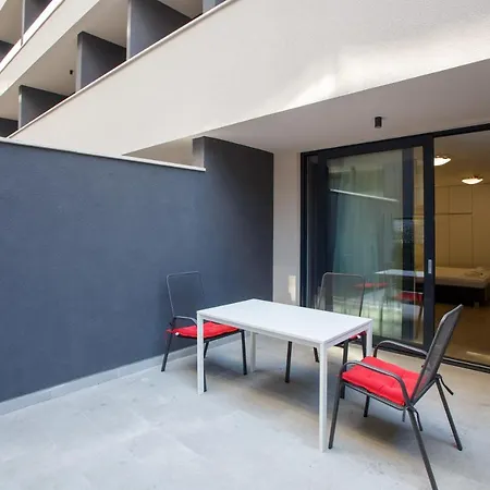 Apartamento Royal Home *